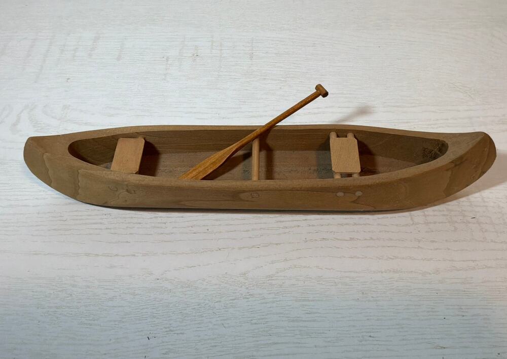Handmade Wooden Canoe Row Boar with Oar